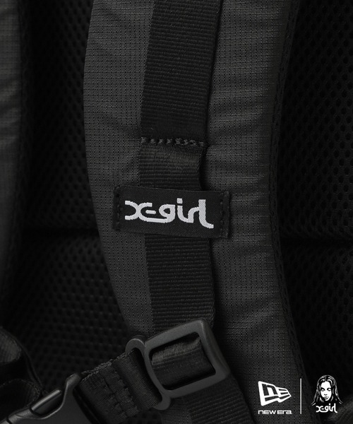 NEW ERA(ニューエラ)の「X-girl × NEW ERA(R) OVAL LOGO RUBBER PATCH URBAN PACK(バックパック/リュック・レディース・ブラック・ONE SIZE)」の8枚目の写真