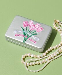 BIRTHDAY BAR（バースデイバー）の「flower刺繍ケース（ポーチ）」