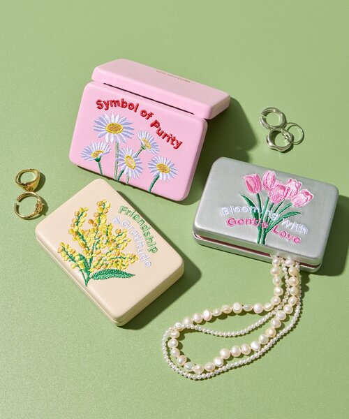 BIRTHDAY BAR（バースデイバー）の「flower刺繍ケース（ポーチ・レディース・イエロー/ピンク/シルバー・0）」の9枚目の写真