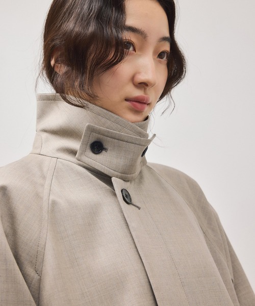 ADAM ET ROPE'（アダムエロペ）の「【サステナブル】バルマカーンマキシコート（ステンカラーコート・レディース・ベージュ・36/38）」の13枚目の写真