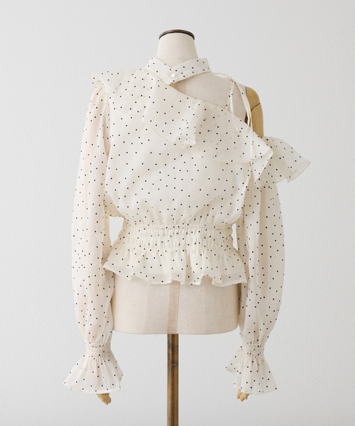 one after another NICE CLAUP（ワンアフターアナザーナイスクラップ）の「2WAYワンショルブラウス（シャツ/ブラウス・レディース・ミント/ピンクベージュ/ブラック/ドット・FREE）」の9枚目の写真