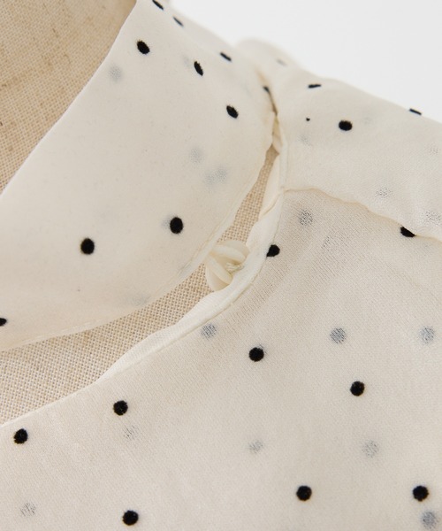 one after another NICE CLAUP（ワンアフターアナザーナイスクラップ）の「2WAYワンショルブラウス（シャツ/ブラウス・レディース・ミント/ピンクベージュ/ブラック/ドット・FREE）」の11枚目の写真