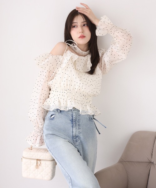 one after another NICE CLAUP（ワンアフターアナザーナイスクラップ）の「2WAYワンショルブラウス（シャツ/ブラウス・レディース・ミント/ピンクベージュ/ブラック/ドット・FREE）」の18枚目の写真