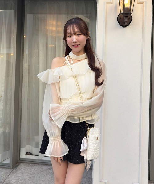 one after another NICE CLAUP（ワンアフターアナザーナイスクラップ）の「2WAYワンショルブラウス（シャツ/ブラウス・レディース・ミント/ピンクベージュ/ブラック/ドット/イエロー系その他/アイボリー・FREE）」の19枚目の写真