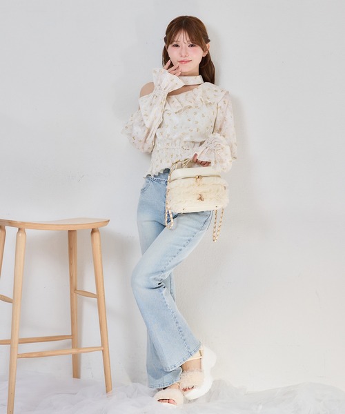 one after another NICE CLAUP（ワンアフターアナザーナイスクラップ）の「2WAYワンショルブラウス（シャツ/ブラウス・レディース・ミント/ピンクベージュ/ブラック/ドット/イエロー系その他/アイボリー・FREE）」の8枚目の写真