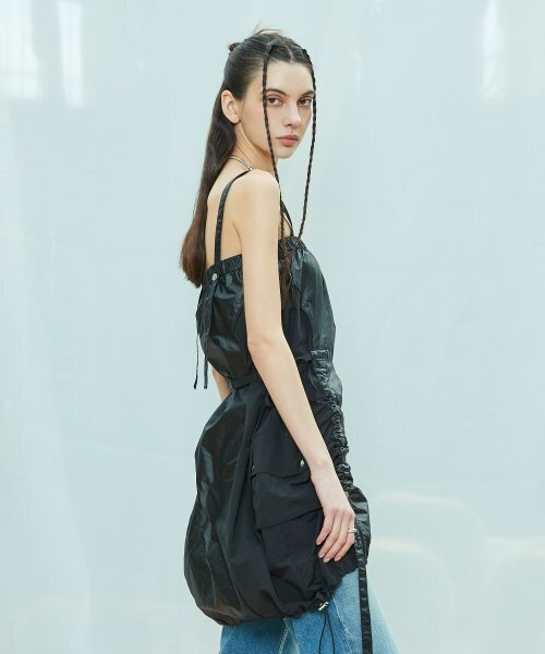 LARTIGENT（ラーティゼン）の「L9 GLOSSY STRING OPS(BLACK)（ワンピース・レディース・その他・FREE）」の4枚目の写真