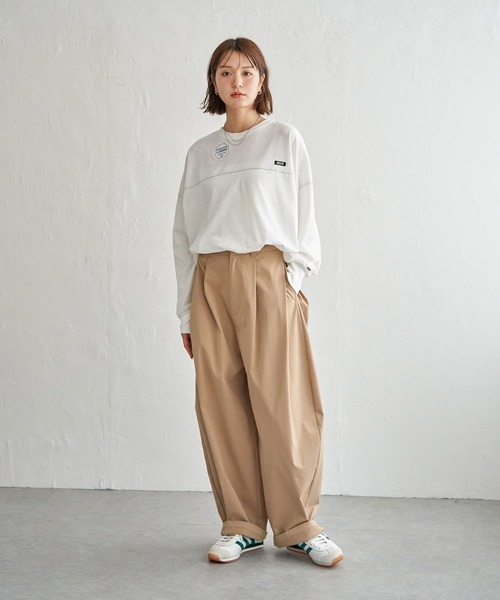 DISCUS ATHLETIC(ディスカス アスレチック)の「DISUCUS フットボールロンT(Tシャツ/カットソー・レディース・ブラック/ベージュ/オフホワイト/ミント・M/L)」の20枚目の写真