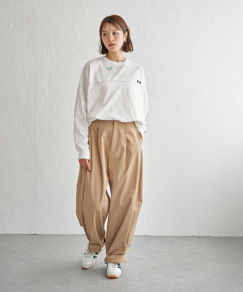 DISCUS ATHLETIC(ディスカス アスレチック)の「DISUCUS フットボールロンT(Tシャツ/カットソー・レディース・ブラック/ベージュ/オフホワイト/ミント・M/L)」の21枚目の写真