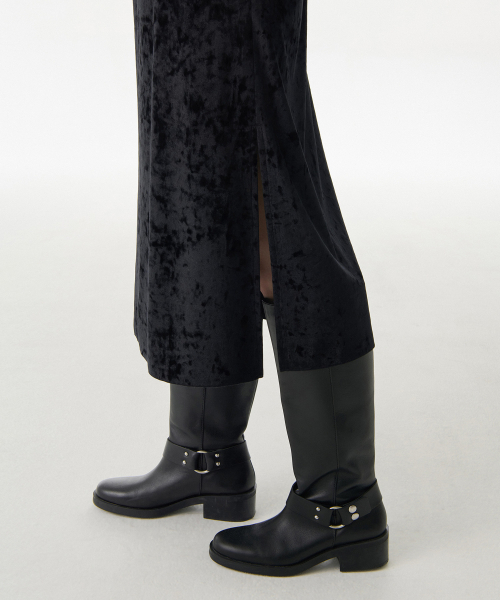 MUSINSA STANDARD WOMAN（ムシンサスタンダードウーマン）の「ウィメンズベルベットビスチェロングドレス[ブラック]（ワンピース・レディース・その他・LARGE/MEDIUM/SMALL/X-SMALL）」の4枚目の写真