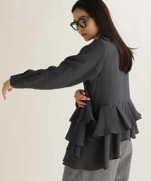 studio CLIP(スタディオクリップ)の「【daily CLIP】アシメフリフリシャツ(シャツ/ブラウス・レディース・ホワイト/ライトグリーン/チャコール・FREE)」の17枚目の写真