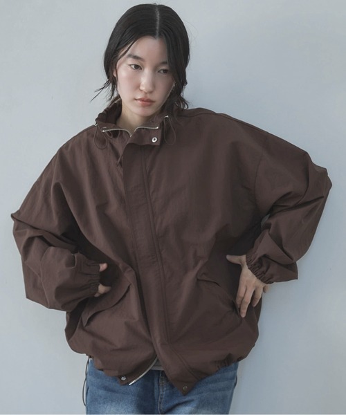 feepur(フェピュール)の「ダブルジップナイロンブルゾン(ナイロンジャケット・レディース・ブラック/ブラウン・MEDIUM)」の1枚目の写真