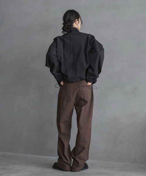 feepur(フェピュール)の「ダブルジップナイロンブルゾン(ナイロンジャケット・レディース・ブラック/ブラウン・MEDIUM)」の7枚目の写真