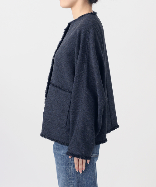 journal standard L'essage(ジャーナルスタンダードレサージュ)の「カラミTWEEDドルマンジャケット(ノーカラージャケット・レディース・チャコールグレー/ネイビー・FREE)」の15枚目の写真