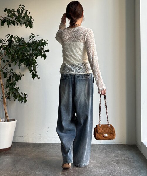 DouDou（ドゥドゥ）の「【WEB限定】レースサイドタックプルオーバー（Tシャツ/カットソー・レディース・ブラック/アイボリー/チャコールグレー・FREE）」の8枚目の写真