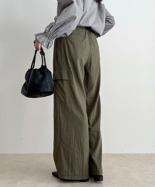 fredy emue(フレディエミュ)の「2タックカーゴパンツ(その他パンツ・レディース・ブラック/カーキ・38/36)」の8枚目の写真