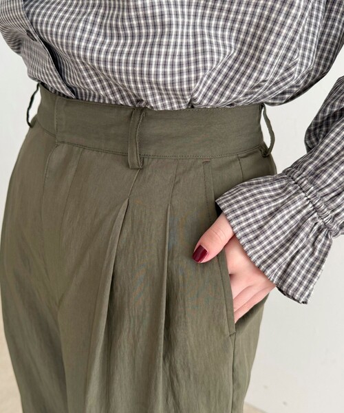 fredy emue(フレディエミュ)の「2タックカーゴパンツ(その他パンツ・レディース・ブラック/カーキ・38/36)」の18枚目の写真