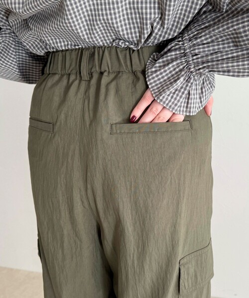 fredy emue(フレディエミュ)の「2タックカーゴパンツ(その他パンツ・レディース・ブラック/カーキ・38/36)」の20枚目の写真