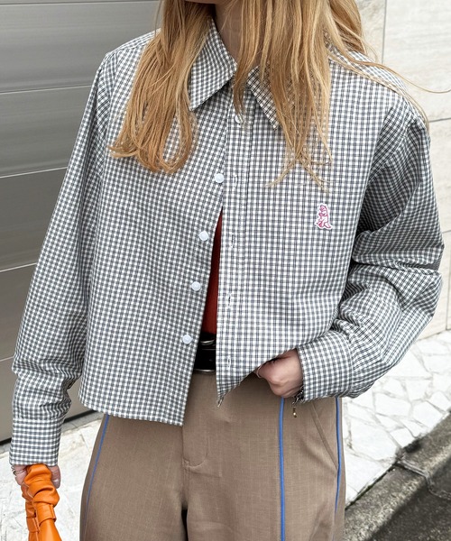 DOUBLE NAME（ダブルネーム）の「【m:rex】ミニ恐竜ワッペンショート丈チェックシャツ（シャツ/ブラウス・レディース・ピンク/ホワイト・FREE）」の13枚目の写真