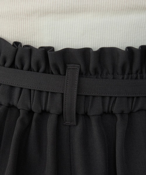 Cherir Mignon(シェリルミニョン)の「【Cherir Mignon】ゴールドベルトセンタープレススラックス(スラックス・レディース・チャコールグレー/ベージュ/ライトグレー・M/S)」の15枚目の写真
