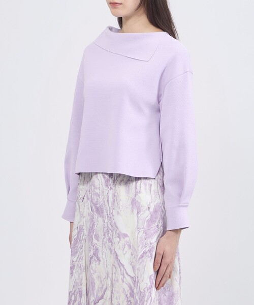 EPOCA（エポカ）の「【La maglia】 アシンメトリーカラーニット（ニット/セーター・レディース・パープル系その他4/ネイビー/オフホワイト・40）」の7枚目の写真