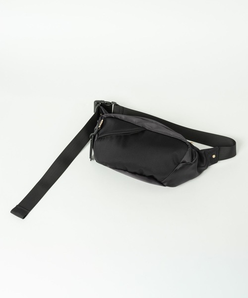 BARNYARDSTORM（バンヤードストーム）の「BARNYARDSTORM / キレイめマルチボディバッグ（ボディバッグ/ウエストポーチ・レディース・ブラック・FREE）」の9枚目の写真