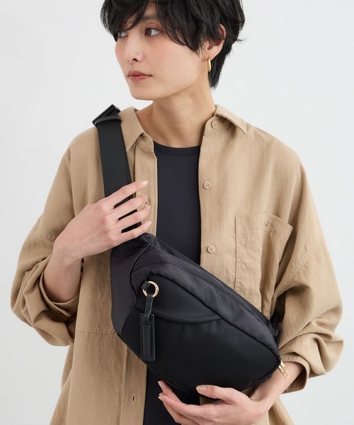 BARNYARDSTORM（バンヤードストーム）の「BARNYARDSTORM / キレイめマルチボディバッグ（ボディバッグ/ウエストポーチ・レディース・ブラック・FREE）」の4枚目の写真