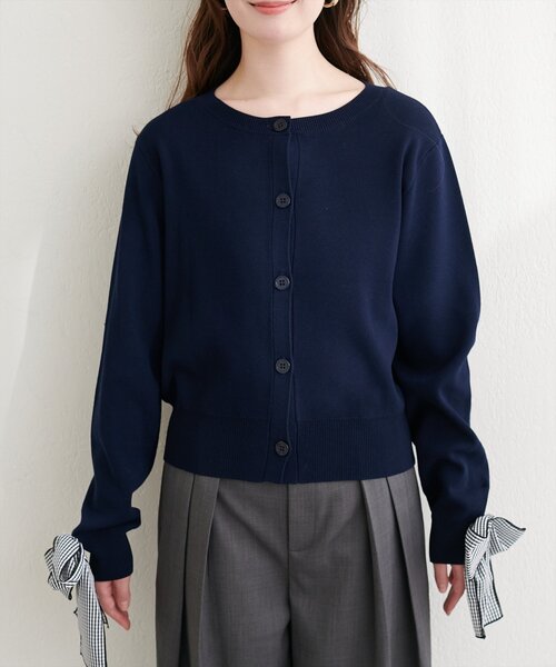 natural couture(ナチュラルクチュール)の「長さ変えられる袖口リボンカーディガン(カーディガン/ボレロ・レディース・その他1/ネイビー/ベージュ/オフホワイト・FREE)」の10枚目の写真