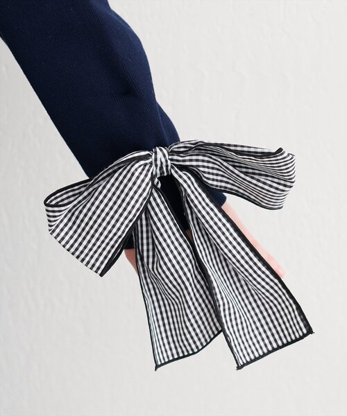 natural couture(ナチュラルクチュール)の「長さ変えられる袖口リボンカーディガン(カーディガン/ボレロ・レディース・その他1/ネイビー/ベージュ/オフホワイト・FREE)」の16枚目の写真