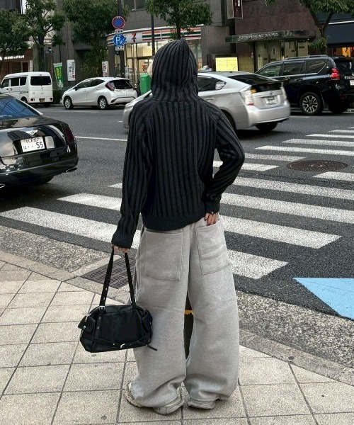 Chikashitsu +(チカシツプラス)の「【Chikashitsu +】vintage belt shoulder bag / 【チカシツプラス】ヴィンテージベルトショルダーバッグ(ショルダーバッグ・メンズ・ブラック/バーガンディー・ONE SIZE)」の11枚目の写真