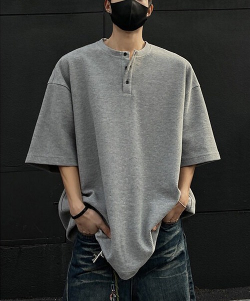 WESTBOY(ウエストボーイ)の「ミニマルヘンリーネック ワッフルオーバーTシャツ WO26S4TP19(その他トップス・メンズ・グレー/ブラック/ホワイト・XL/M/L)」の10枚目の写真