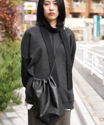 bukht（ブフト）の「bukht / ブフト LEATHER EFFECT BAG LARGE レザー エフェクトバッグ 巾着バッグ（ショルダーバッグ）」