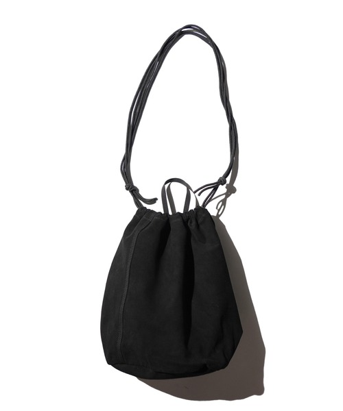 bukht(ブフト)の「bukht / ブフト LEATHER EFFECT BAG LARGE レザー エフェクトバッグ 巾着バッグ(ショルダーバッグ・メンズ・ブラック/ブラック系1・FREE)」の14枚目の写真