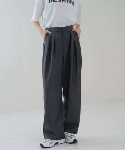 refinedworks（リファインドワークス）の「【refinedworks】トレンド 見えする 配色 ライン パンツ！（その他パンツ・レディース・ブラウン/チャコールグレー・FREE）」の3枚目の写真