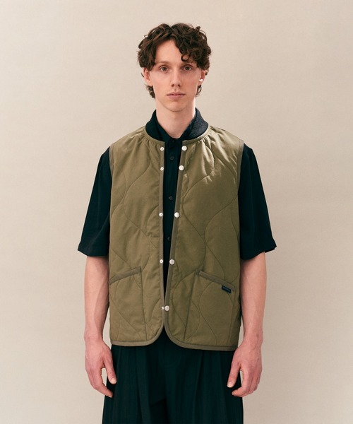 LAVENHAM(ラベンハム)の「Bomber Gilet Mens / ボンバー ジレ メンズ(ベスト・メンズ・ブラック/ブラウン/カーキ・S/M/L/XL/XS)」の21枚目の写真