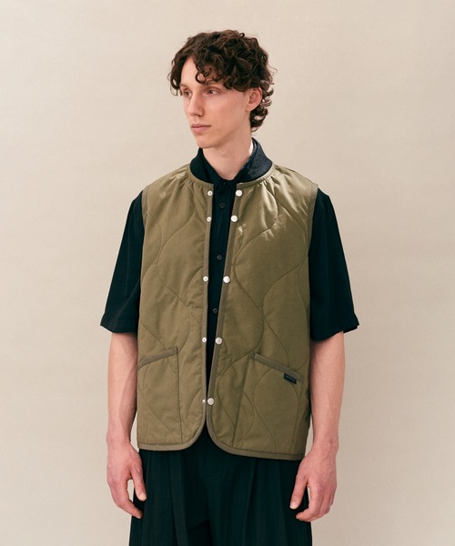 LAVENHAM(ラベンハム)の「Bomber Gilet Mens / ボンバー ジレ メンズ(ベスト・メンズ・ブラック/ブラウン/カーキ・S/M/L/XL/XS)」の22枚目の写真