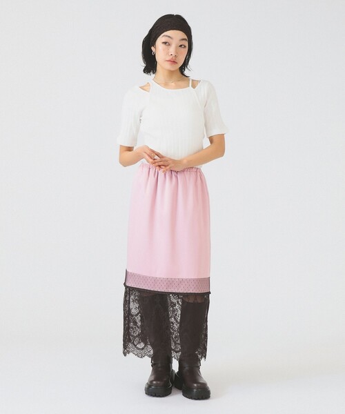 Ray BEAMS(レイビームス)の「RIB キリカエ アシメネック Tシャツ(Tシャツ/カットソー・レディース・ブラック/ワイン/ホワイト・ONE SIZE)」の4枚目の写真