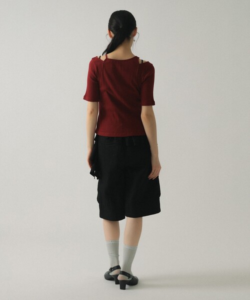 Ray BEAMS(レイビームス)の「RIB キリカエ アシメネック Tシャツ(Tシャツ/カットソー・レディース・ブラック/ワイン/ホワイト・ONE SIZE)」の16枚目の写真