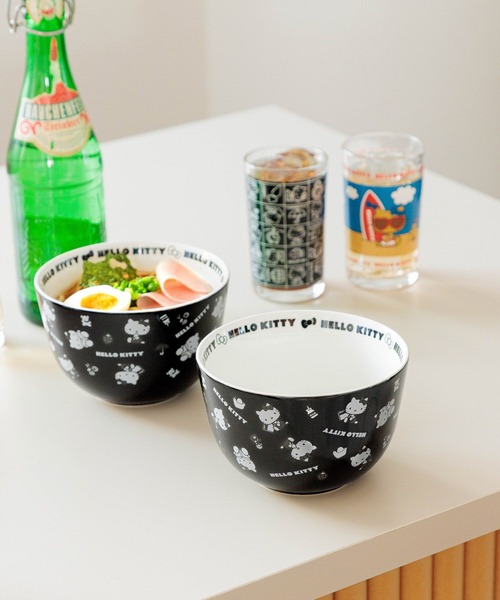 Me%（ミィパーセント）の「【HELLO KITTY】どんぶり　635188（食器・レディース・レッド/ブラック・FREE）」の4枚目の写真