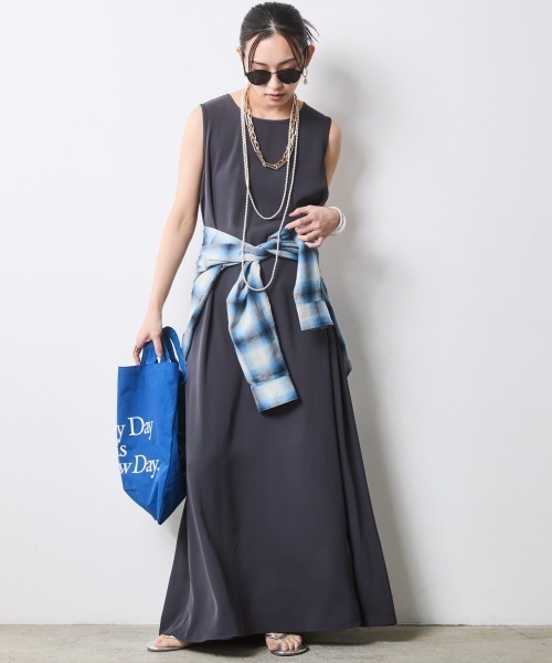 CHIC STYLE(シックスタイル)の「Aラインマキシワンピース<大きいサイズ有>シックスタイル(ワンピース・レディース・ターコイズブルー/モカ/アイボリー系/ネイビー系・L/M/5L/4L/3L/LL)」の9枚目の写真