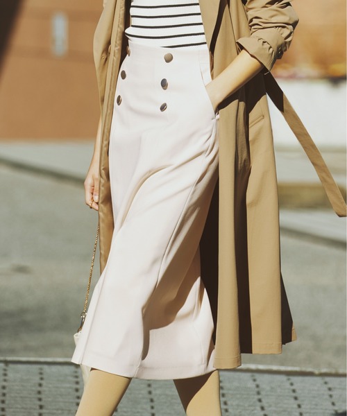 STRAWBERRY-FIELDS（ストロベリーフィールズ）の「トロストレッチ_メタル釦タイトスカート（スカート・レディース・ベージュ系その他/ライトグレー/ブラック・2/1）」の2枚目の写真