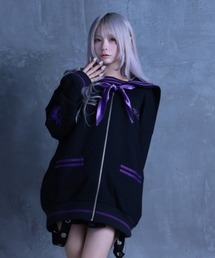 Amilige（アミリージュ）の「ラインストーン付きセーラーZIPトップス（スウェット）」