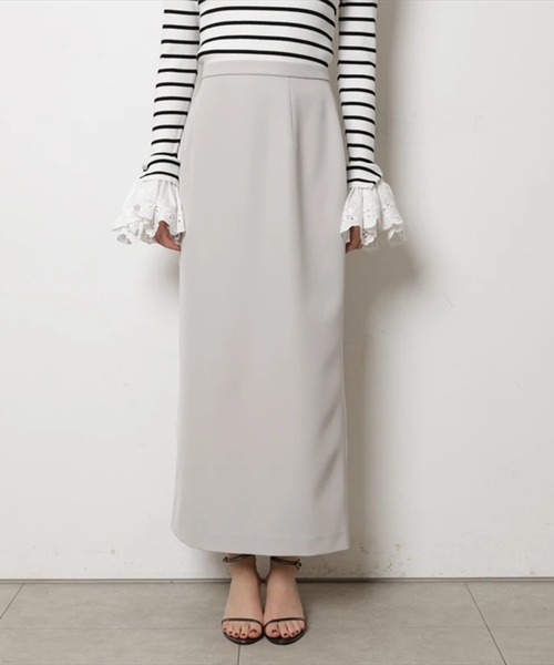 CADUNE(カデュネ)の「ツイルストレートスカート(スカート・レディース・ネイビー/グレイッシュベージュ・38/36/34)」の2枚目の写真