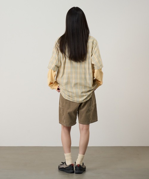 Gramicci(グラミチ)の「W’S CORDUROY UTILITY SHORT|ウィメンズコーデュロイユーティリティショーツ(その他パンツ・レディース・ネイビー/オリーブ/ベージュ・L/M/S)」の7枚目の写真
