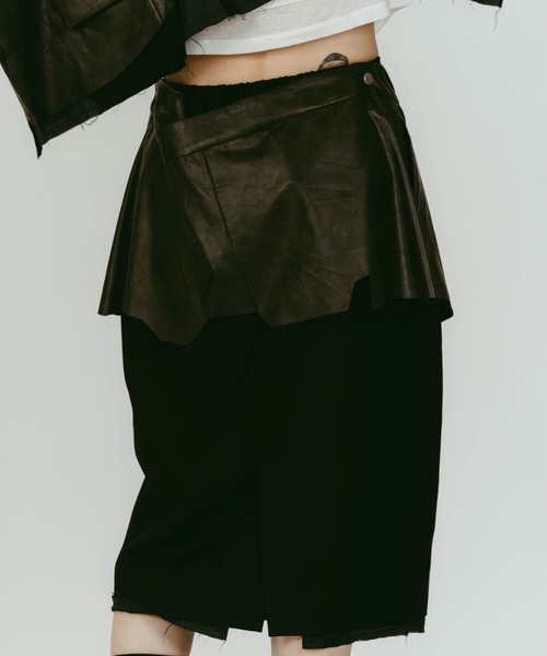 Knuth Marf(クヌースマーフ)の「Knuth Marf cut layered mid lengthskirt(スカート・レディース・ブラック・X-SMALL/SMALL)」の12枚目の写真