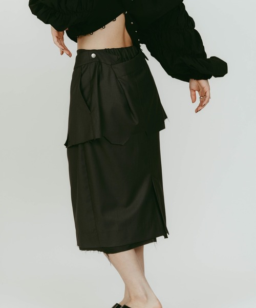 Knuth Marf(クヌースマーフ)の「Knuth Marf cut layered mid lengthskirt(スカート・レディース・ブラック・X-SMALL/SMALL)」の14枚目の写真