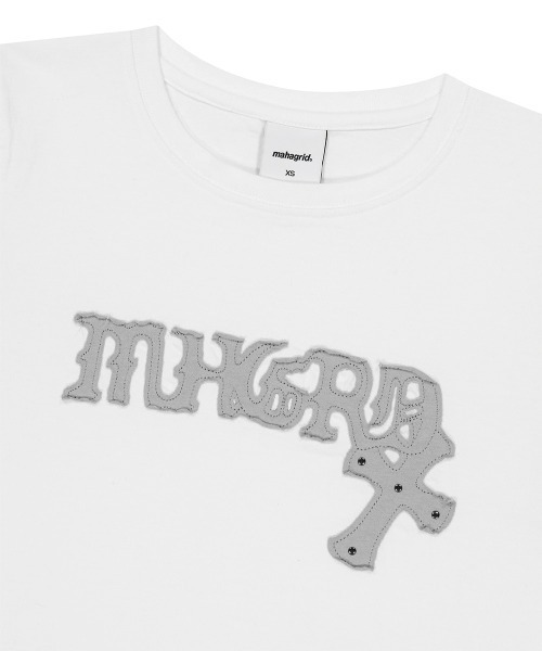 MAHAGRID(マハグリッド)の「『mahagrid/マハグリッド』GOTHIC APPLIQUE CROP TEE/ゴシック アップリケ クロップ Tシャツ(Tシャツ/カットソー・レディース・レッド/ホワイト・XS/S)」の4枚目の写真