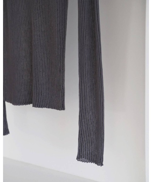 anuke(アンヌーク)の「Sheer Stripe Knit(Tシャツ/カットソー・メンズ・チャコールグレー/オフホワイト・FREE)」の3枚目の写真