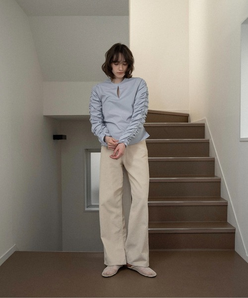 lawgy(ラウジー)の「whip sleeve front hole blouse / ホイップスリーブフロントホールブラウス(シャツ/ブラウス・レディース・ホワイト/ブルー/ピンク・FREE)」の11枚目の写真
