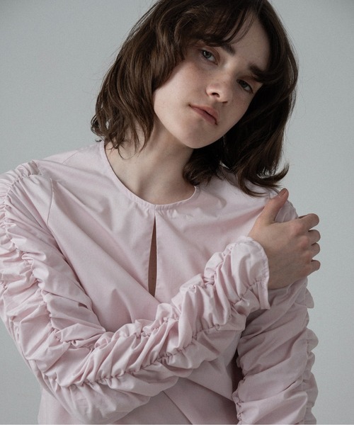 lawgy(ラウジー)の「whip sleeve front hole blouse / ホイップスリーブフロントホールブラウス(シャツ/ブラウス・レディース・ホワイト/ブルー/ピンク・FREE)」の8枚目の写真