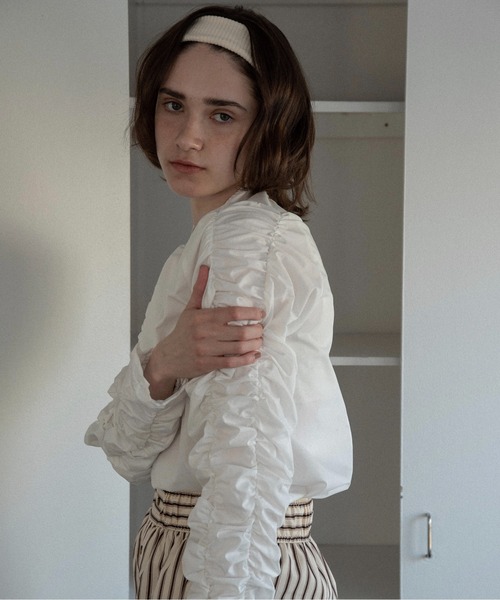 lawgy(ラウジー)の「whip sleeve front hole blouse / ホイップスリーブフロントホールブラウス(シャツ/ブラウス・レディース・ホワイト/ブルー/ピンク・FREE)」の17枚目の写真